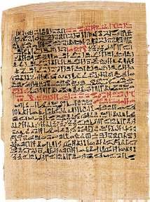 Das Papyrus Ebers wurde nach Georg Ebers benannt, welcher das Papyrus im Winter 1872/73 im ägyptischen Theben erworben hat.
Quelle Bild: Wikipedia