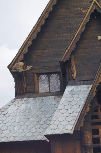 Stabkirche in Reinli - Detailaufnahme vom Dach
Quelle: eigene Aufnahme